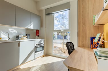 Classic Studio Plus, Beckton House, Station Road, Beeston, Nottingham - Image 3